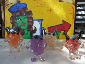 Pagoda: Spicy, Sweet & Nutty Monster pipes by glass artist Nick O'Dell